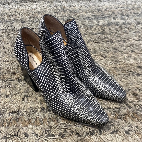 Antonio Melani Madee Ankle Boots sz 8 - Picture 2 of 9